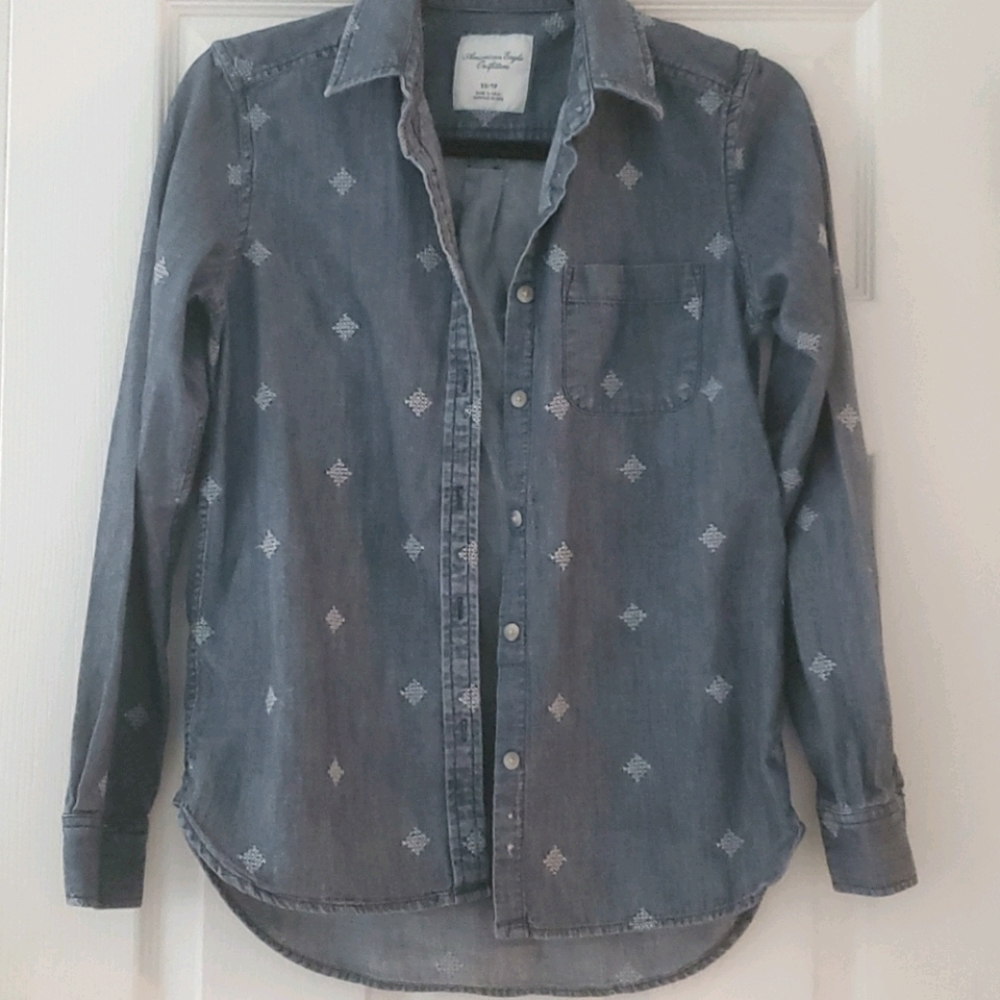 American Eagle Denim Button Up Shirt XS